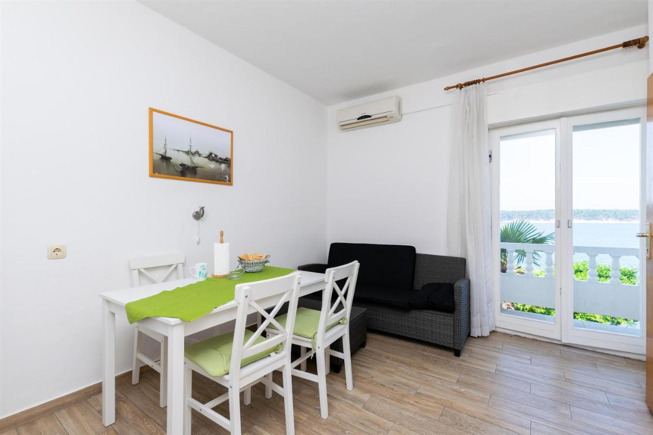 Apartments Biserka Barbat na Rabu Kültér fotó