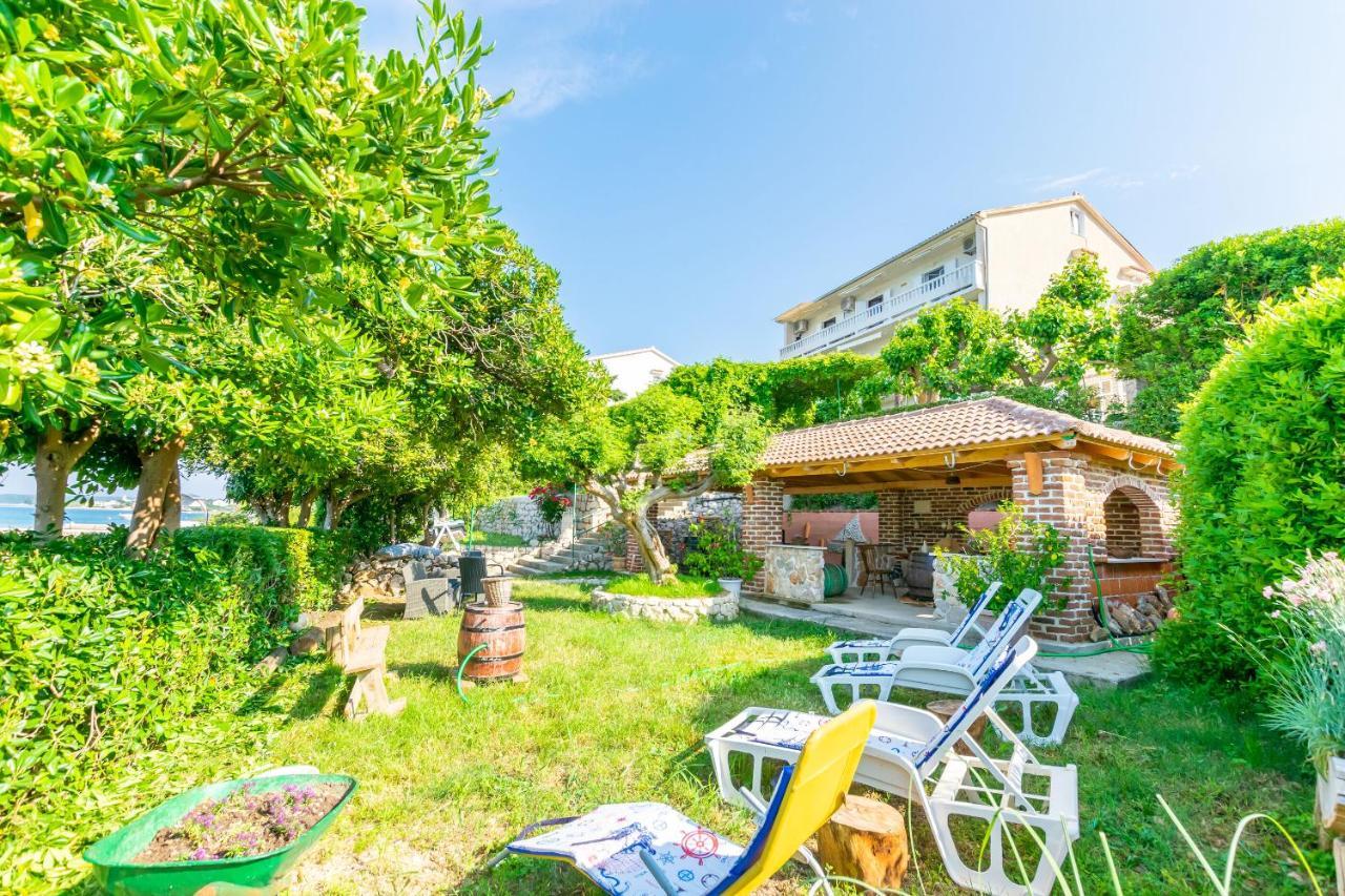 Apartments Biserka Barbat na Rabu Kültér fotó