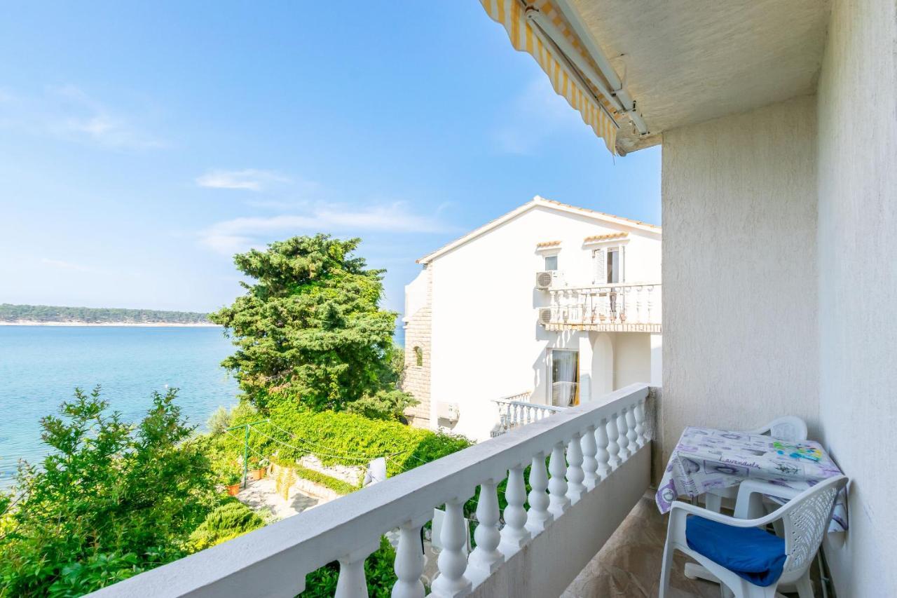 Apartments Biserka Barbat na Rabu Kültér fotó