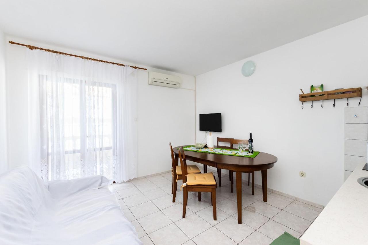 Apartments Biserka Barbat na Rabu Kültér fotó