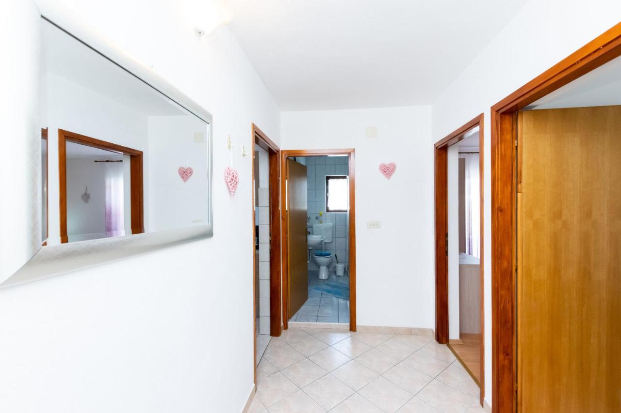 Apartments Biserka Barbat na Rabu Kültér fotó